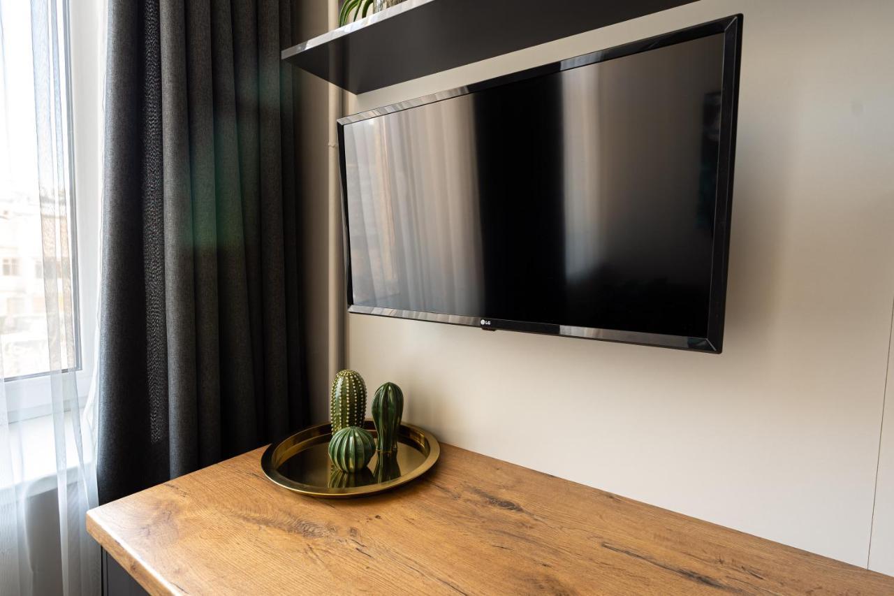 Beautiful Apartment In The Heart Of カウナス エクステリア 写真