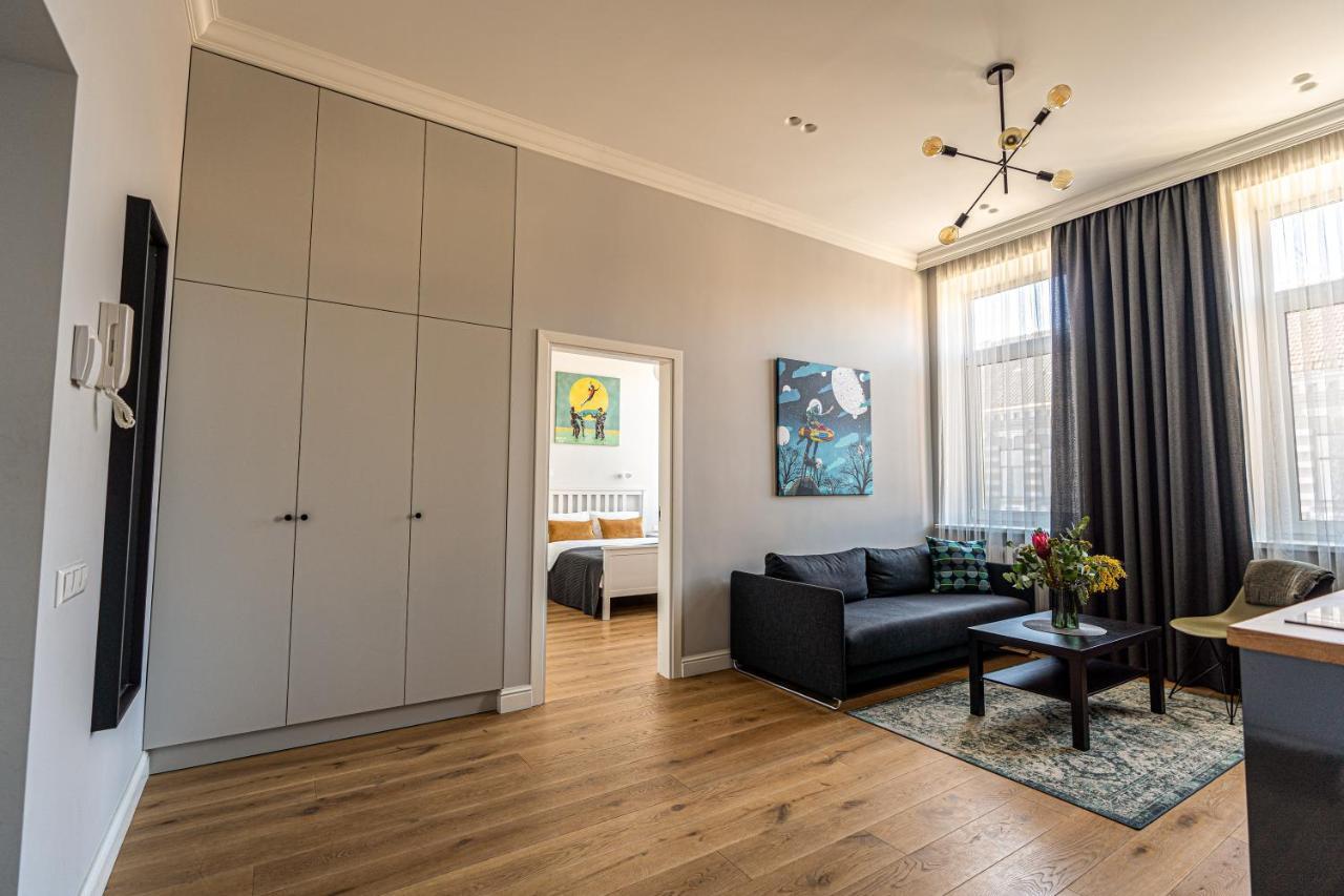 Beautiful Apartment In The Heart Of カウナス エクステリア 写真